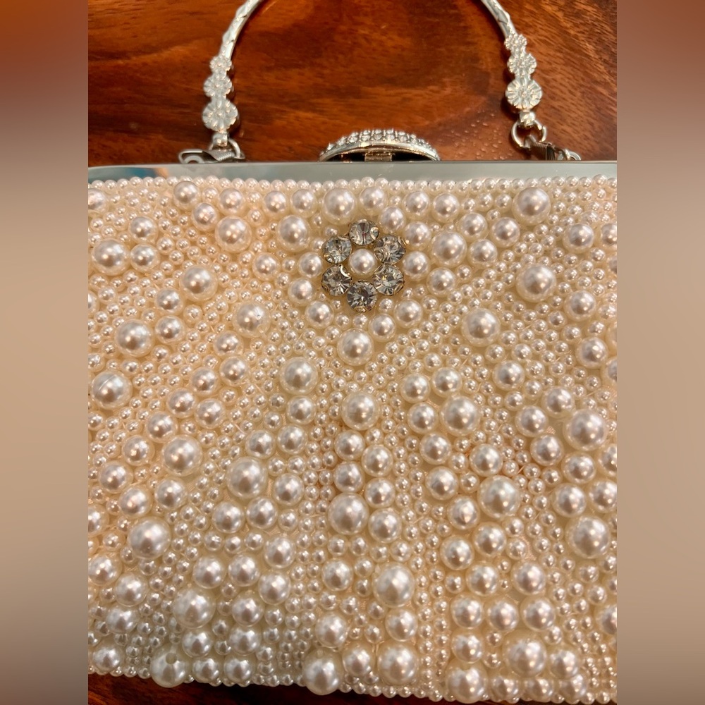 Luxury Pearl Floral Rhinestones Evening Clutch, Wedding CrossBody Bag EUC - Picture 6 of 15